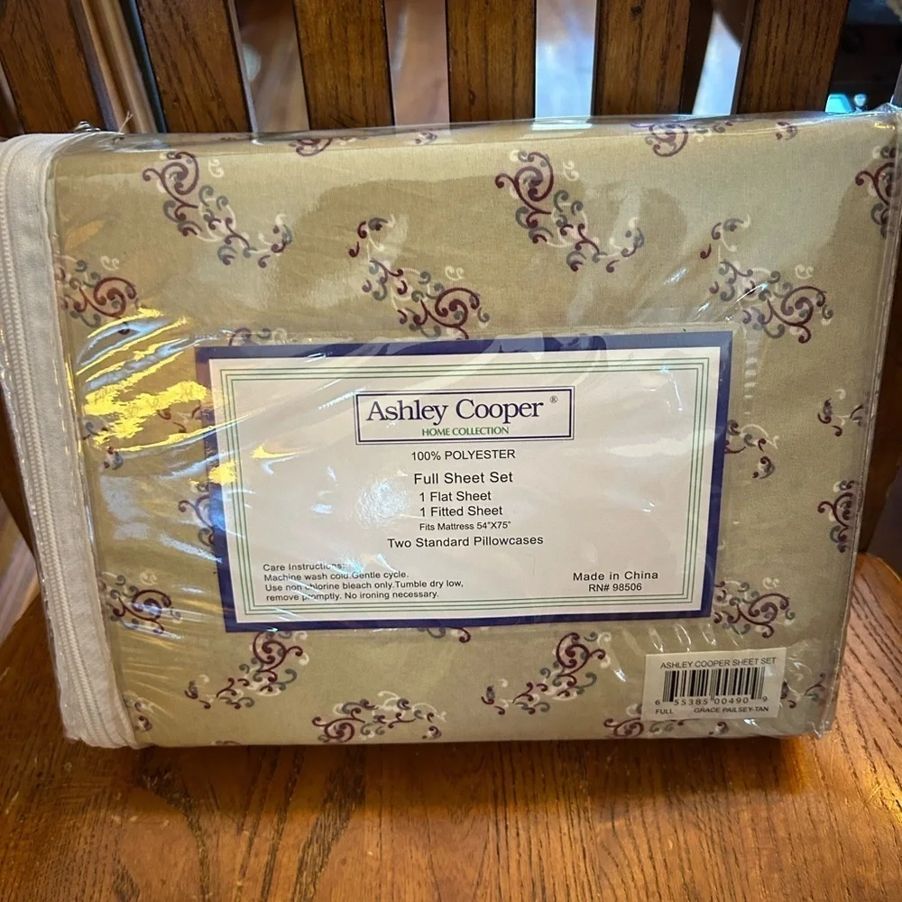 Ashley Cooper Micro Fiber Soft & Silky Full Sheet Set in Grace Paisley-Tan NEW!!